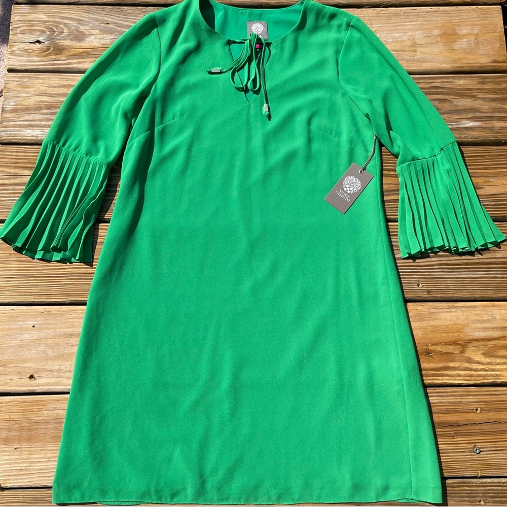 Vince Camuto Apple Green Pleated Bell Sleeve Dress